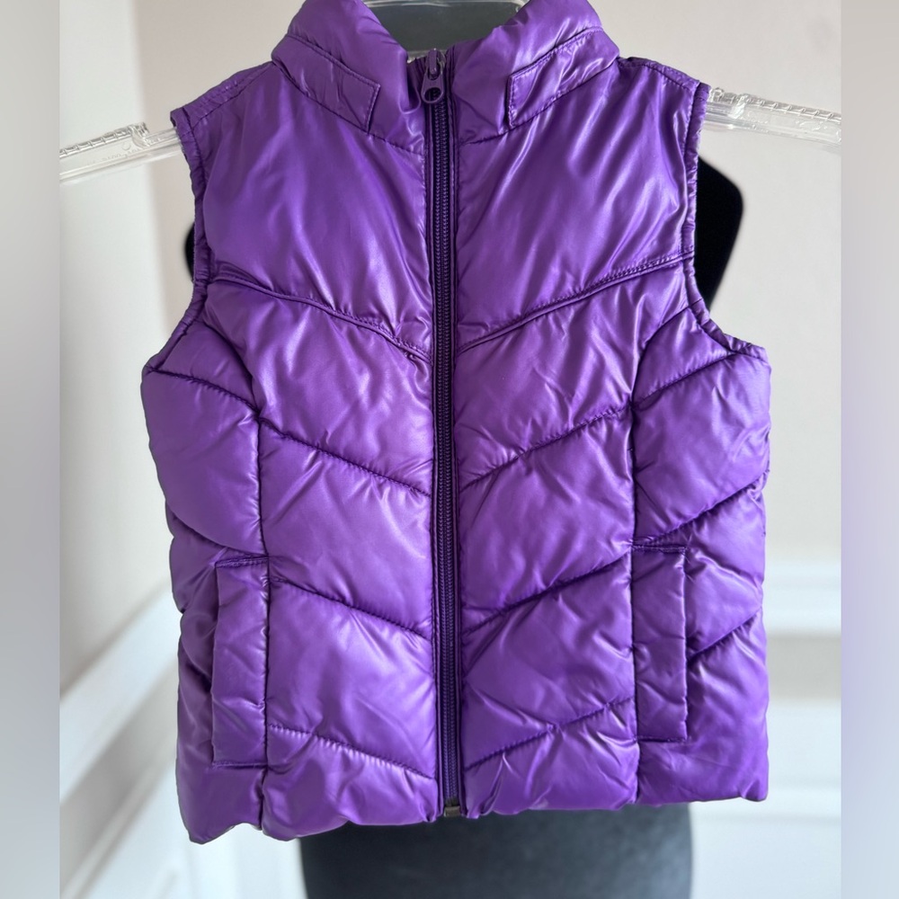 Baby Gap 2T puffer vest